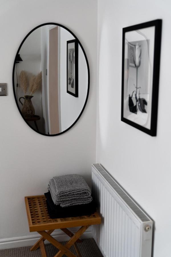 Bower Apartment ฮาร์โรเกต ภายนอก รูปภาพ